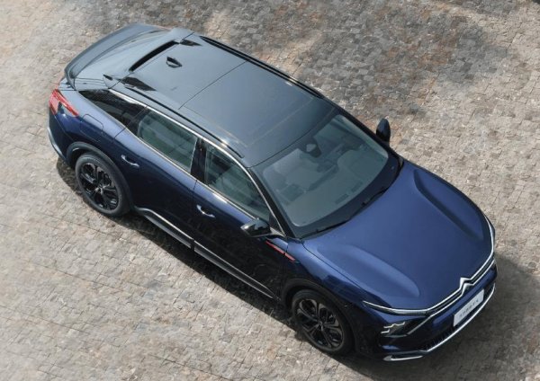 配资平台在线咨询 20万档次，只卖9.97万！合资中级车，8AT+宝马魔毯底盘